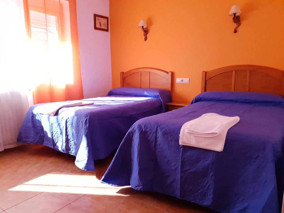Hostal Rio Mundo Riópar Esterno foto