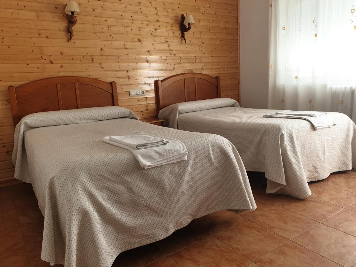 Hostal Rio Mundo Riópar Esterno foto